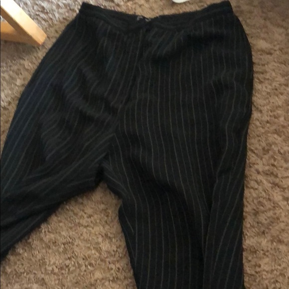 pants - Picture 2 of 2